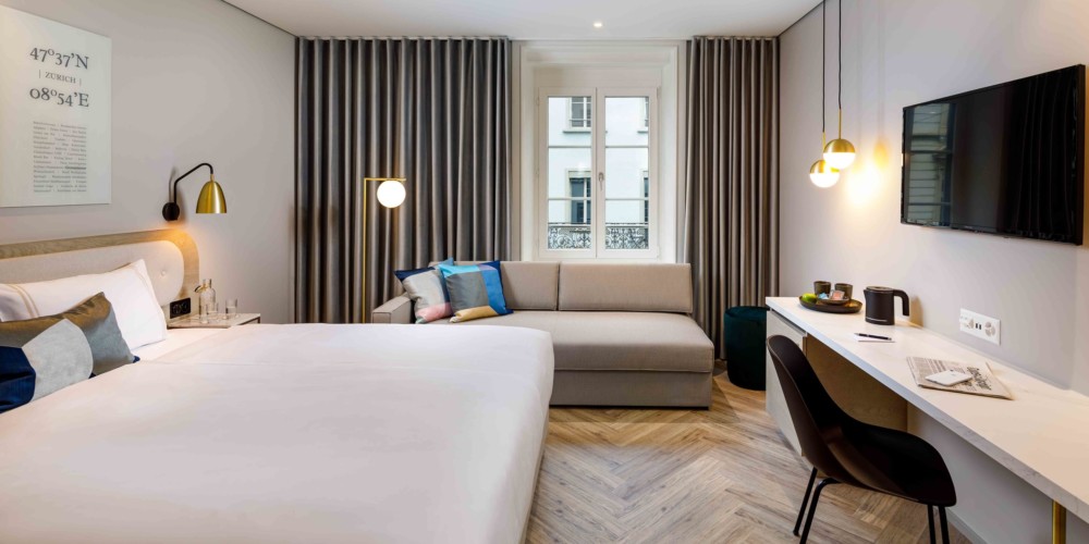 Hotel_Felix_Zurich_Schweiz_Switzerland_Doppelzimmer Twin Room Plus Triple Sofa Sofabett